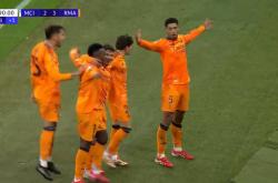 塞维利亚大破，成功晋级欧冠八强的简单介绍