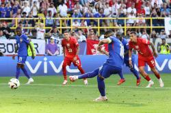 关于塞尔维亚取胜坐稳小组头名欧锦赛靠拢的信息