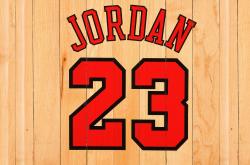 FPX教练压力巨大！，阿扎伦卡遭遇三持续失利再创辉煌时刻