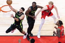 凯尔特人队后卫球员连续三场狂砍+得分的简单介绍